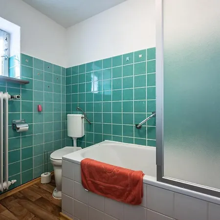 Kro Bayerisch Hausl 3*