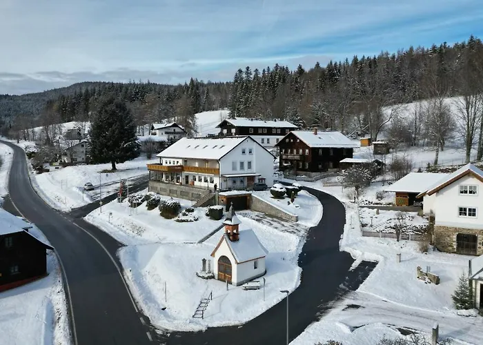 여관 Bayerisch Hausl 3*