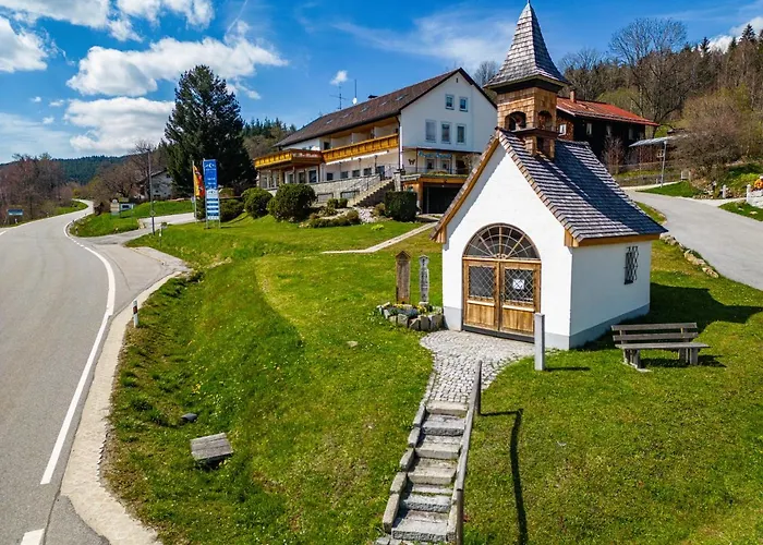 Bayerisch Hausl 3*